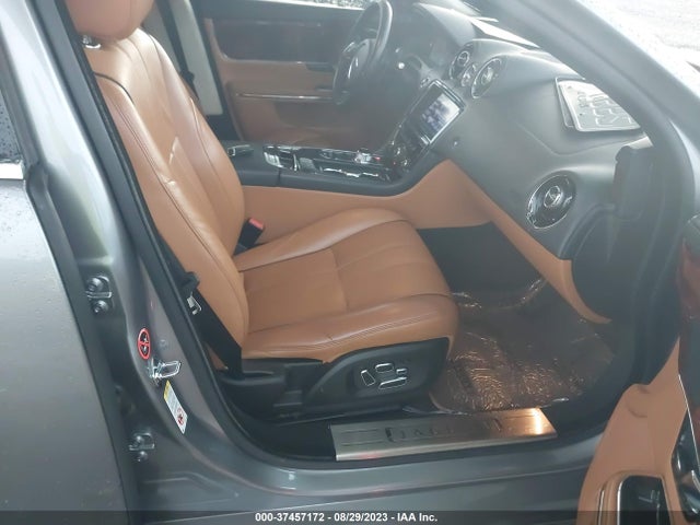 Продажа на аукционе авто 2013 Jaguar Xj, vin: SAJWJ1CD4D8V46305, номер лота: 37457172