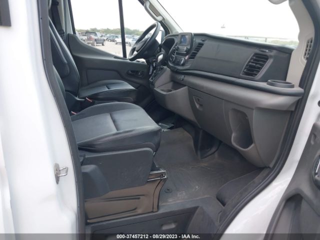 1FTBR3X82NKA74527 Ford TRANSIT CARGO VAN