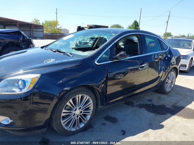 1G4PS5SK5E4115242 Buick Verano Leather Group