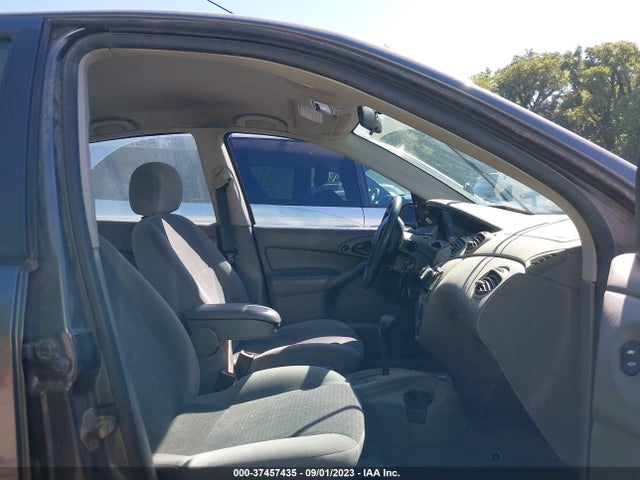 2003 FORD FOCUS SE VIN: 1FAFP34P83W268882