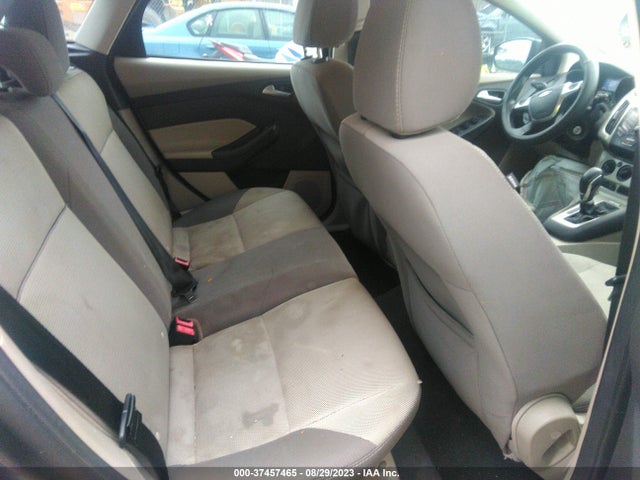 Ford FOCUS SE 2014 1FADP3K24EL227670 Image 8
