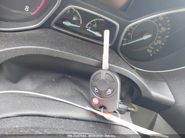 Ford ESCAPE SE 2017 1FMCU9GD5HUA69121 Image 11