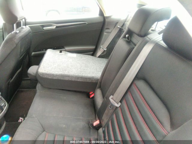 3FA6P0HD3FR222933 Ford FUSION SE