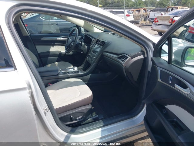 Ford FUSION SE 2019 3FA6P0HD5KR186253 Image 11