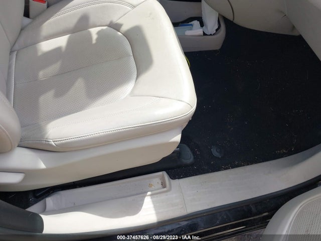 2C4RC1BG5MR600832 Chrysler Pacifica Touring L