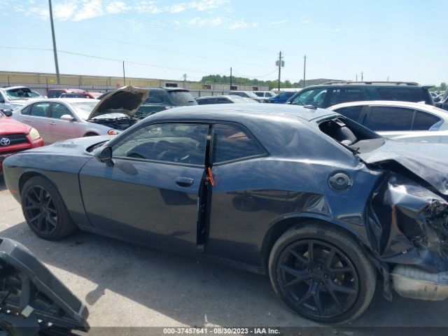 2C3CDZAG1GH264923 Dodge Challenger Sxt Plus