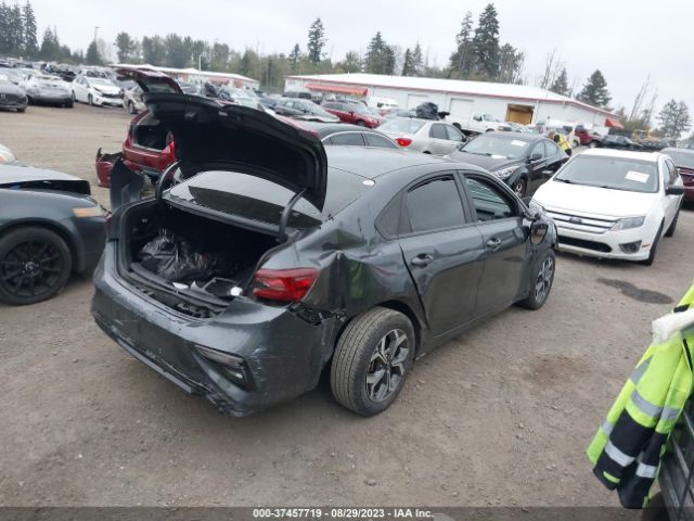 3KPF24AD7LE240185 KIA Forte Lxs