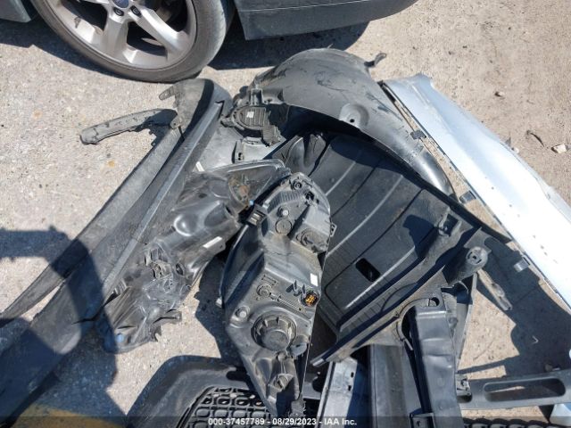 KNDJN2A2XE7706358 KIA Soul Base