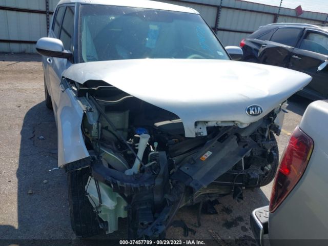 KNDJN2A2XE7706358 KIA Soul Base