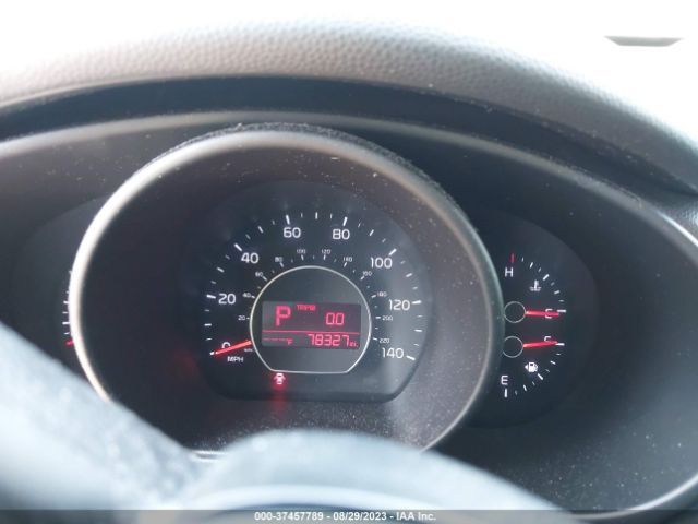 KNDJN2A2XE7706358 KIA Soul Base