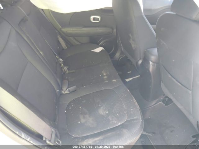 KNDJN2A2XE7706358 KIA Soul Base