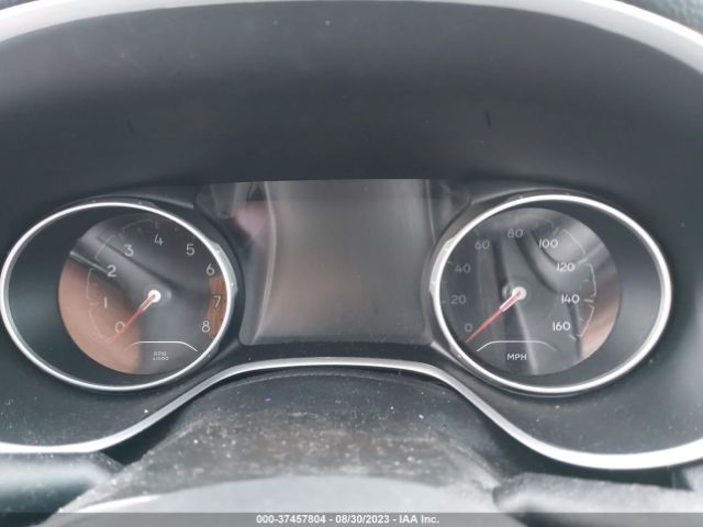 3C4NJDBB6JT313518 Jeep Compass Altitude