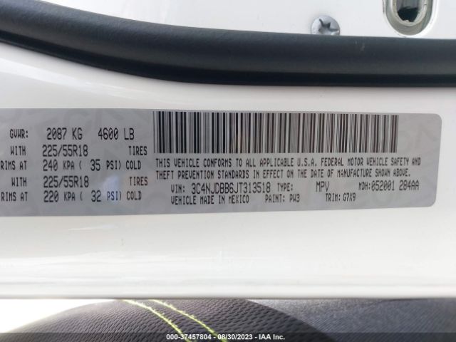 3C4NJDBB6JT313518 Jeep Compass Altitude