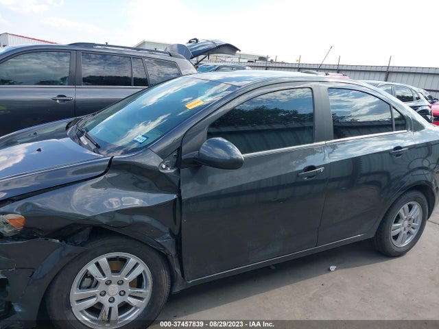 Chevrolet SONIC LT 2016 1G1JC5SHXG4152682 Image 14