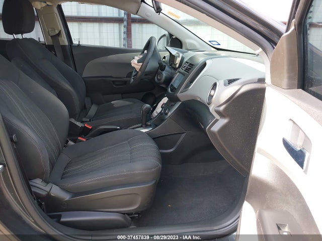 Chevrolet SONIC LT 2016 1G1JC5SHXG4152682 Image 5