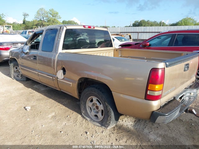 2001 CHEVROLET SILVERADO 1500 LS VIN: 2GCEC19V011210914