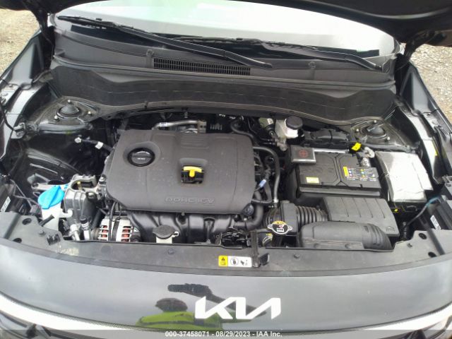 KNDER2AA5R7471578 KIA SELTOS EX
