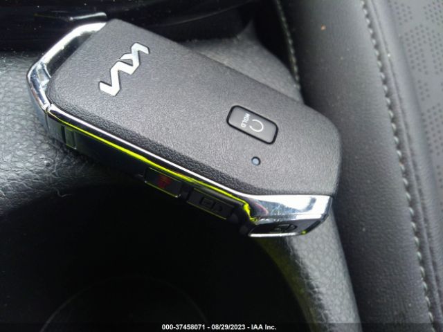 KNDER2AA5R7471578 KIA SELTOS EX