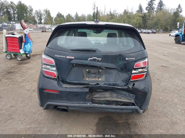 Chevrolet Sonic Premier 2018 1G1JF6SB2J4109289 Image 16