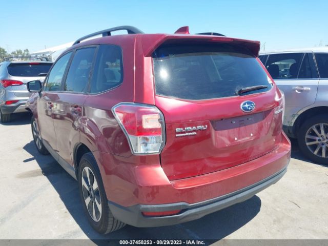 JF2SJAGC3JH467543 Subaru Forester Premium