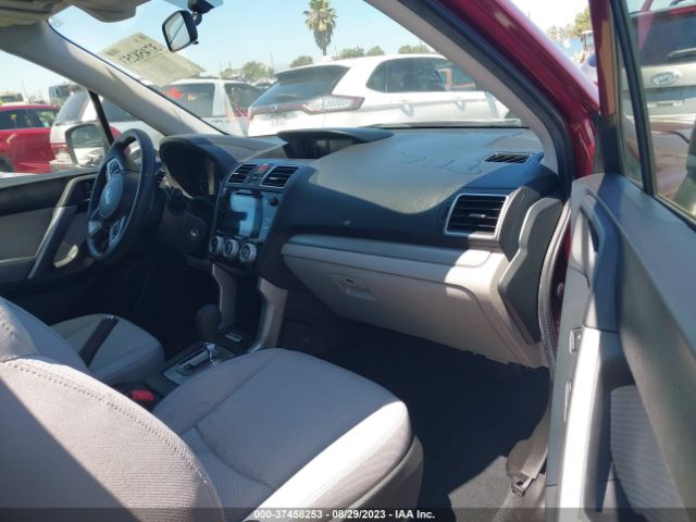 JF2SJAGC3JH467543 Subaru Forester Premium