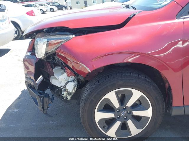JF2SJAGC3JH467543 Subaru Forester Premium