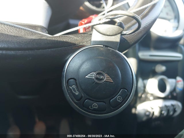 2009 MINI COOPER HARDTOP WMWMF33599TU75681 Photo 10