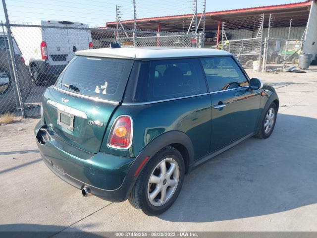 2009 MINI COOPER HARDTOP WMWMF33599TU75681 Photo 3