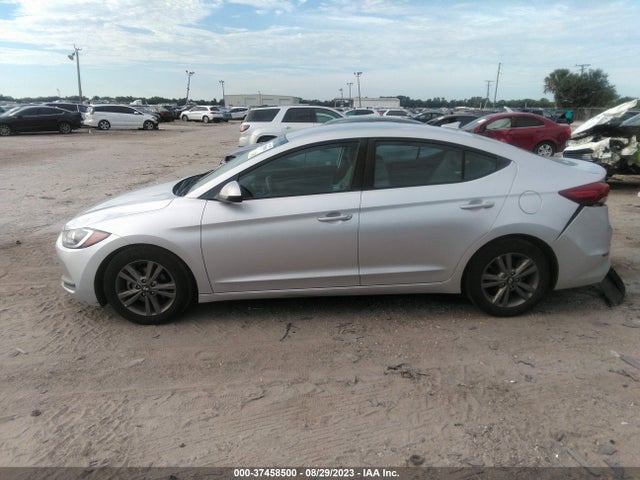 2018 HYUNDAI ELANTRA SEL VIN: 5NPD84LF0JH217912