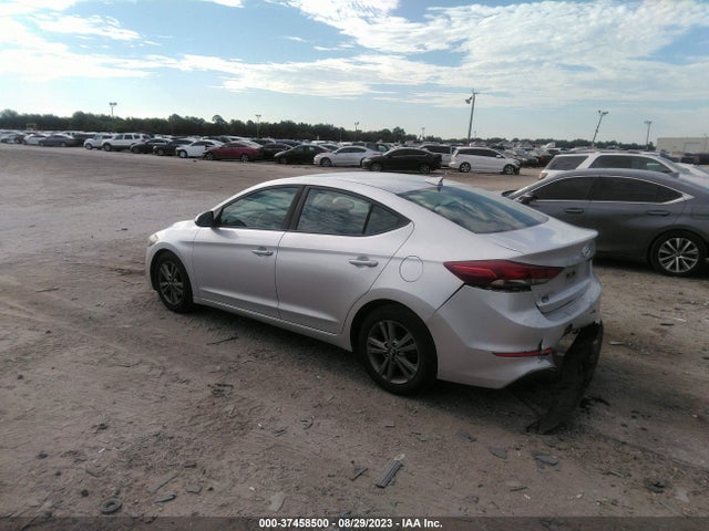 2018 HYUNDAI ELANTRA SEL VIN: 5NPD84LF0JH217912