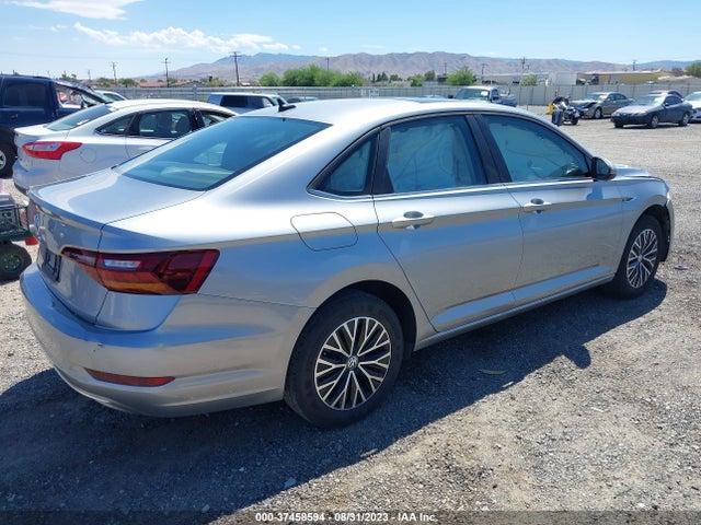 3VWE57BU5KM182999 Volkswagen JETTA SEL