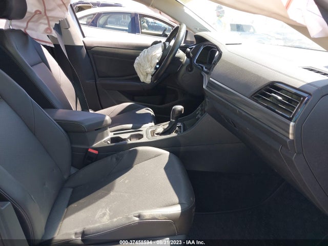 3VWE57BU5KM182999 Volkswagen JETTA SEL