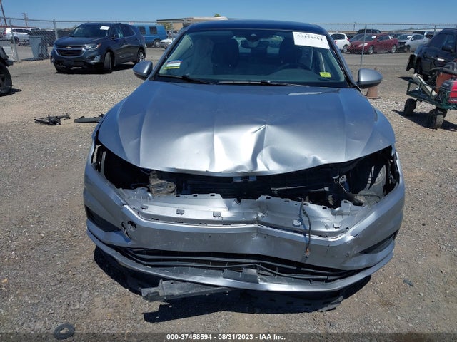 3VWE57BU5KM182999 Volkswagen JETTA SEL