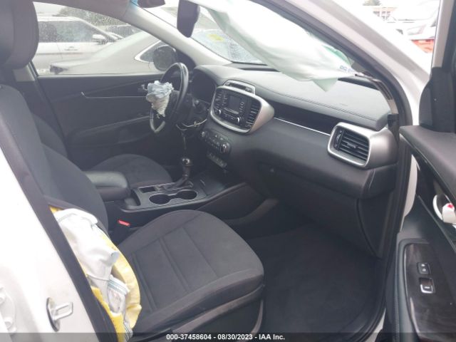 5XYPGDA34GG037700 KIA SORENTO LX