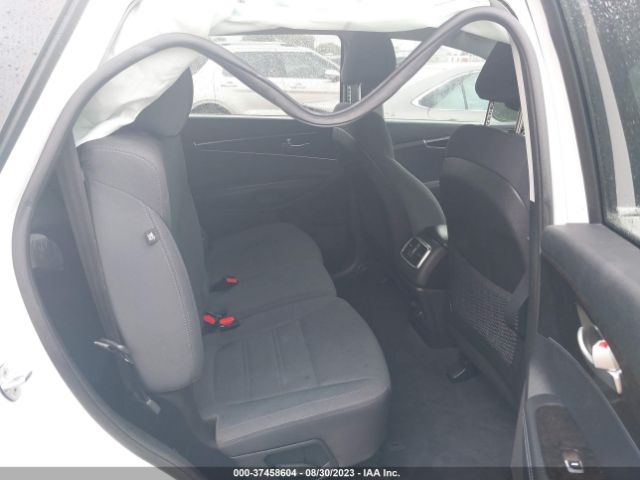 5XYPGDA34GG037700 KIA SORENTO LX