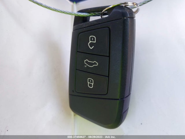 3VWE57BU2KM062979 Volkswagen JETTA SEL