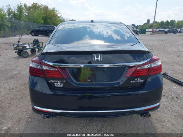 1HGCR3F96GA030958 Honda Accord Sedan Touring