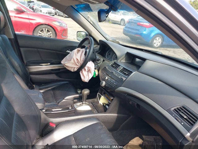2009 HONDA ACCORD SDN EX-L VIN: 1HGCP26829A025914