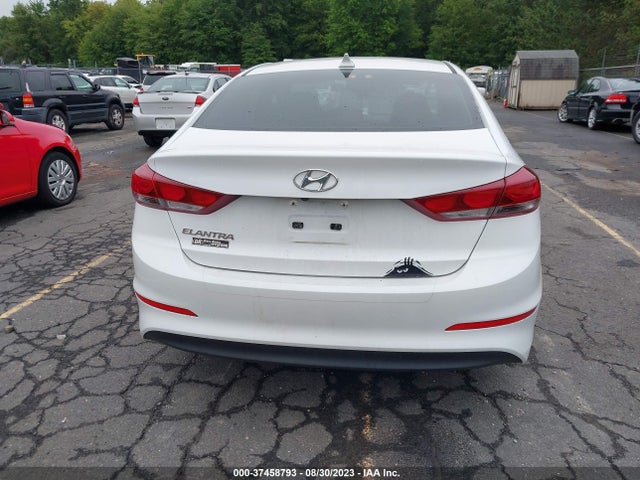 2018 HYUNDAI ELANTRA SEL VIN: 5NPD84LF8JH262287