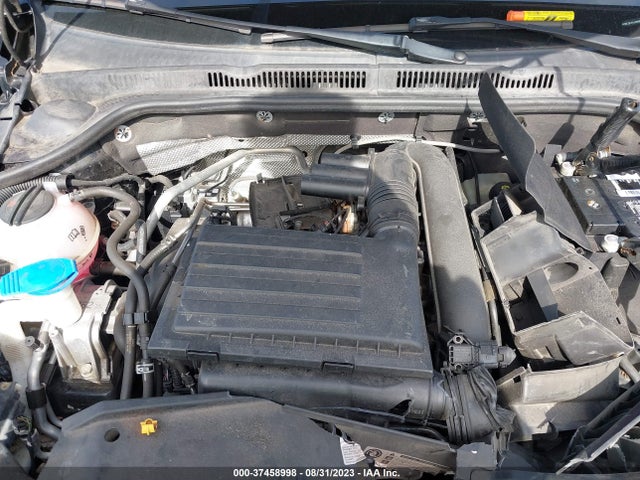 3VW2B7AJ8HM332096 Volkswagen Jetta 1.4t S