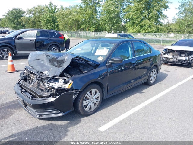 3VW2B7AJ8HM332096 Volkswagen Jetta 1.4t S