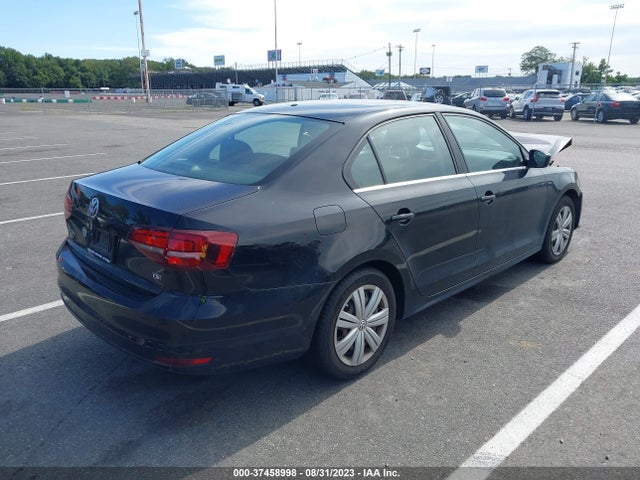 3VW2B7AJ8HM332096 Volkswagen Jetta 1.4t S