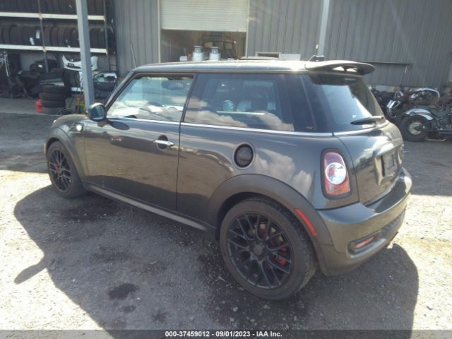 2011 MINI JOHN COOPER WORKS WMWSV9C52BTZ96843 Photo 2