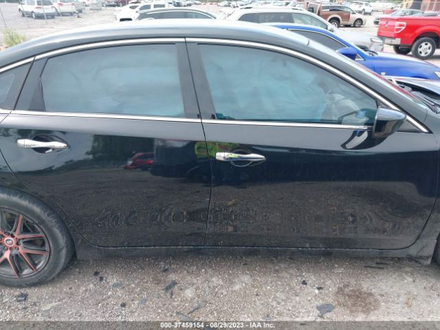 1N4AL3AP3JC139618 Nissan Altima 2.5 S