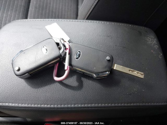 KNDJ63AU0M7133621 KIA Soul Gt-line
