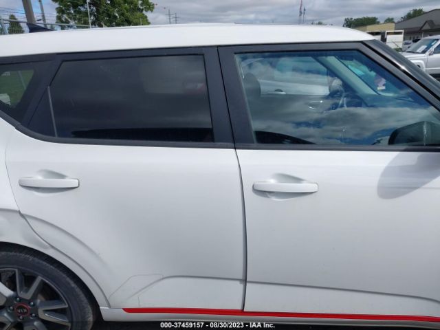 KNDJ63AU0M7133621 KIA Soul Gt-line