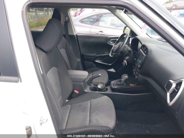KNDJ63AU0M7133621 KIA Soul Gt-line