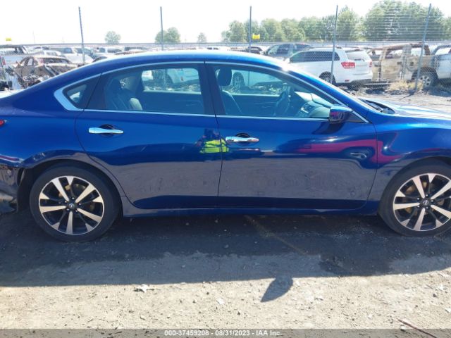 1N4AL3AP1JC118573 Nissan Altima 2.5 Sr