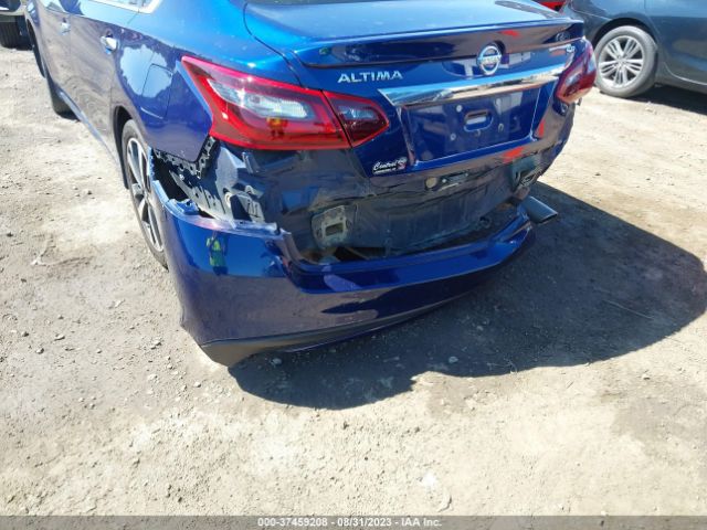 1N4AL3AP1JC118573 Nissan Altima 2.5 Sr