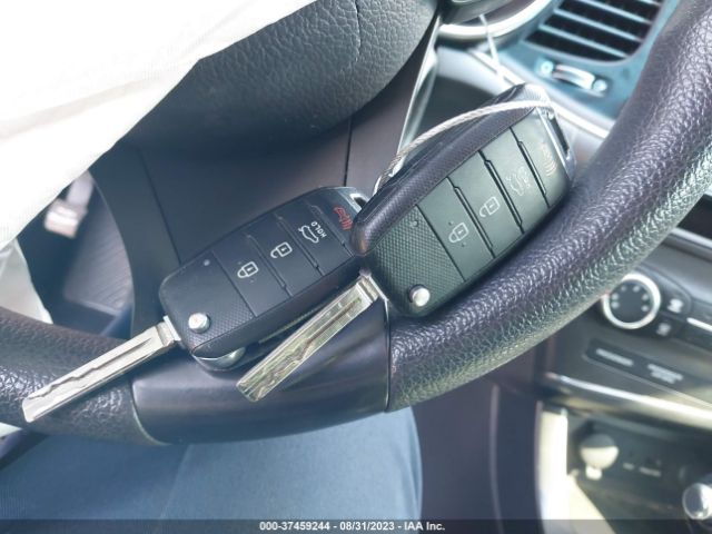 5XXGM4A70FG456710 KIA Optima Lx